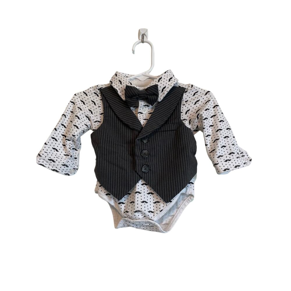 Andy & Evan one piece moustache bowtie vest suit gray long sleeve Size 6 mo